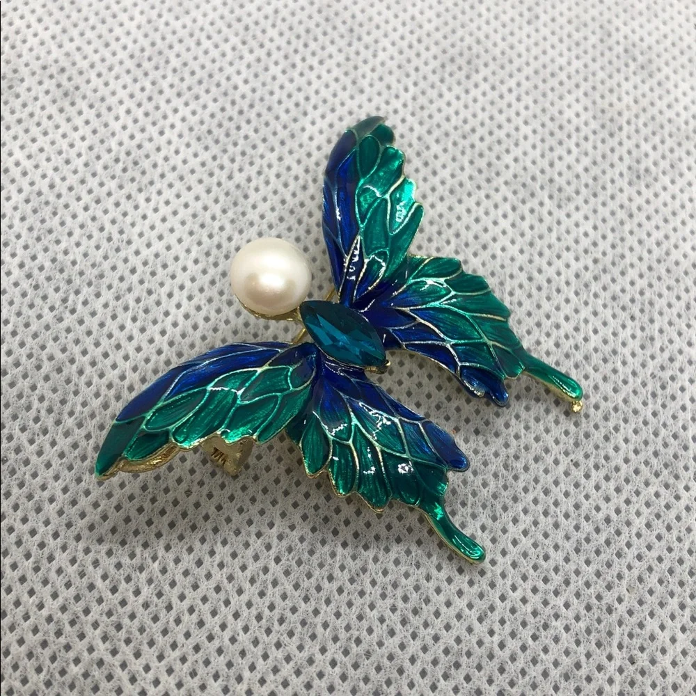 Green & Blue Butterfly Pearl Brooch - Women Jewelry